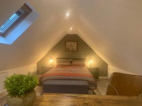 Fantastic Location, Annexe with Hot Tub